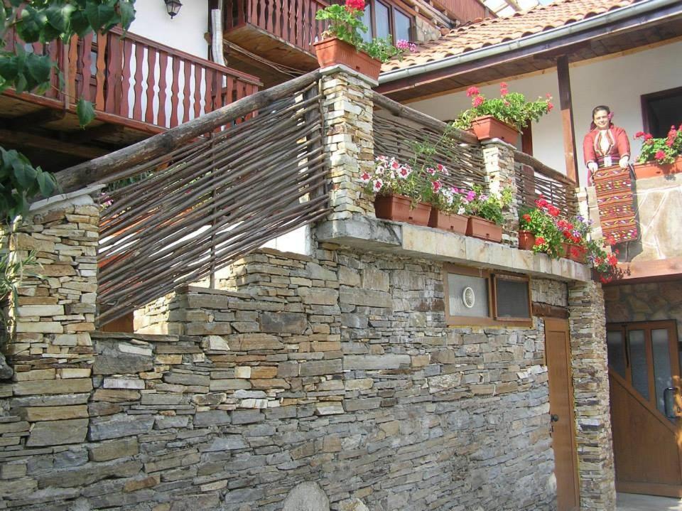 Sharkov Guest House Dolen  Zewnętrze zdjęcie