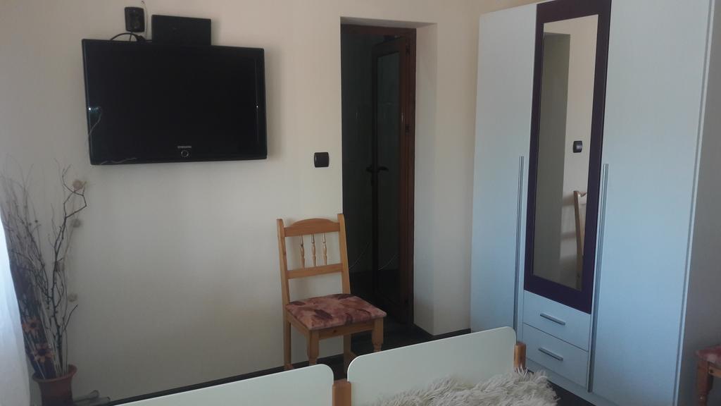 Sharkov Guest House Dolen  Zewnętrze zdjęcie