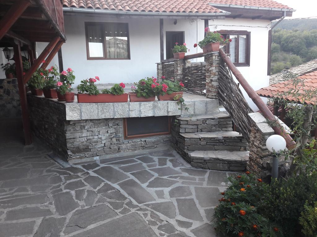 Sharkov Guest House Dolen  Zewnętrze zdjęcie