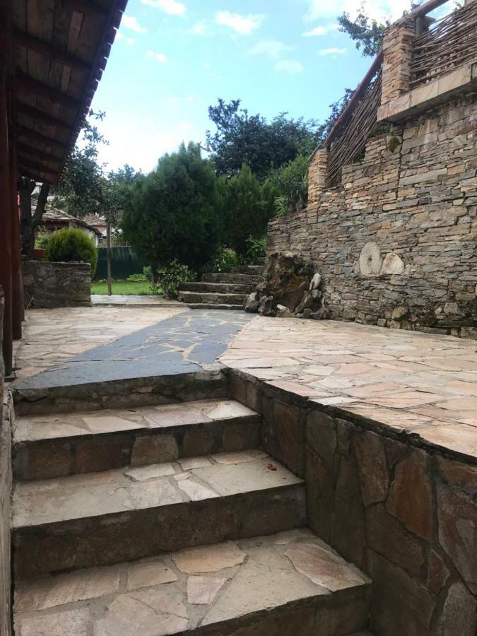Sharkov Guest House Dolen  Zewnętrze zdjęcie
